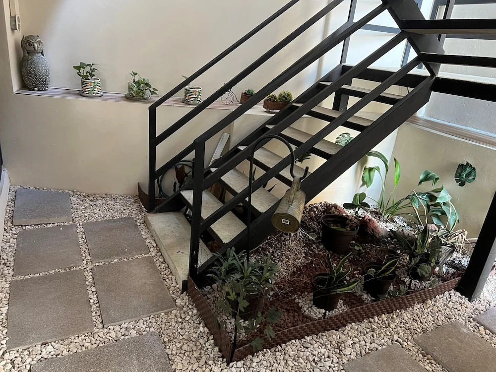 Fully Equipped and Furnished Apartment and Office