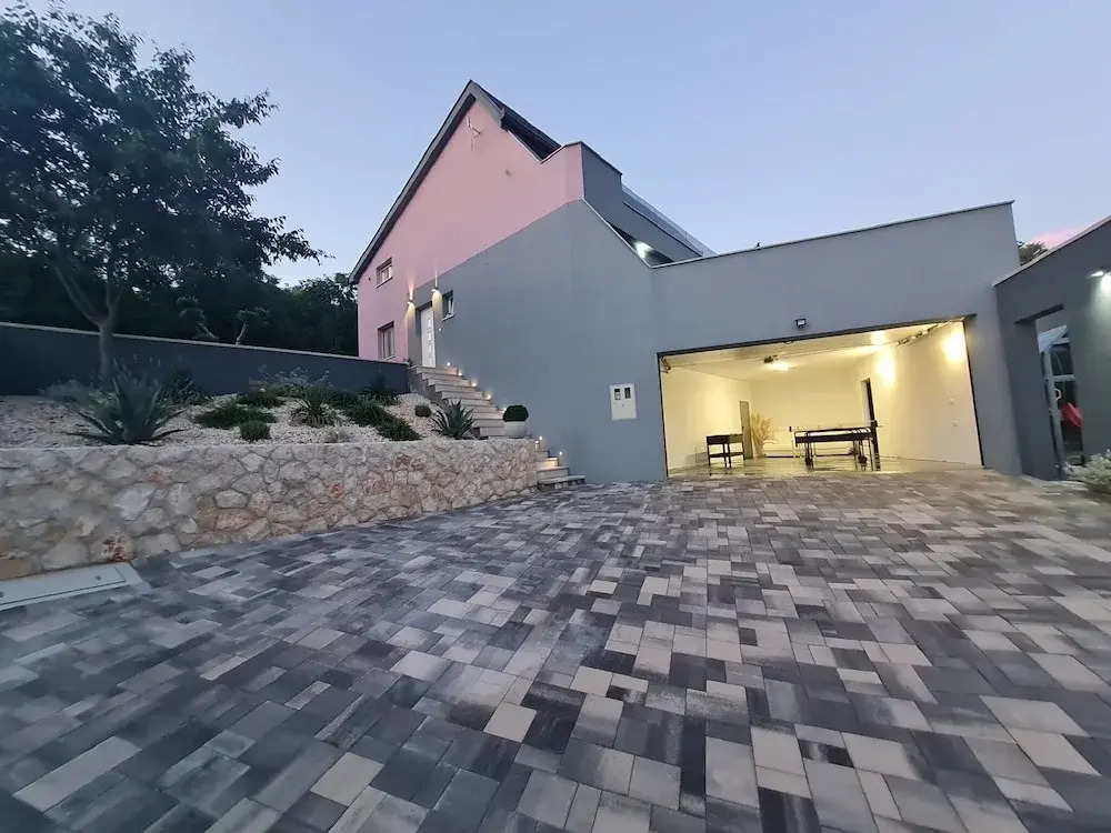 Villa I&N - Four Bedroom Villa
