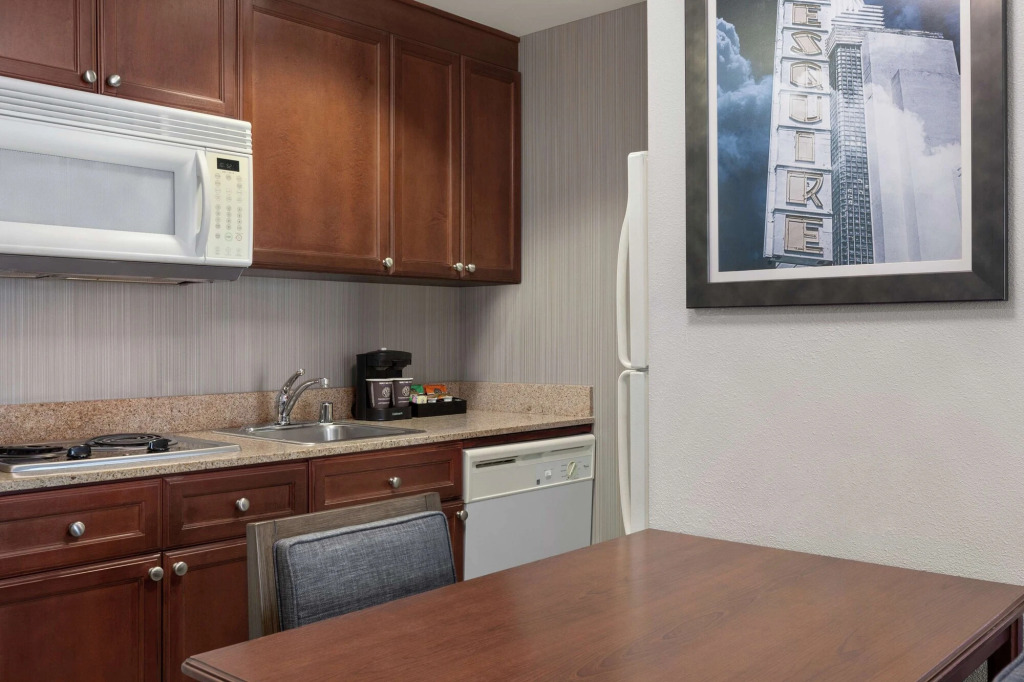Homewood Suites by Hilton Sacramento Roseville