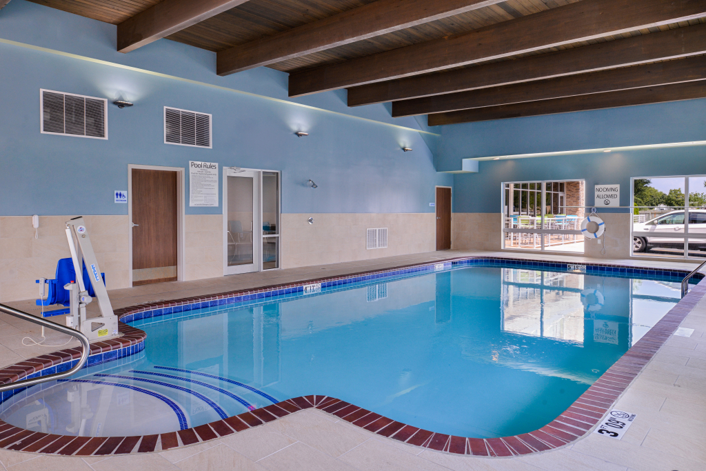 Holiday Inn Express & Suites - Siloam Springs by IHG