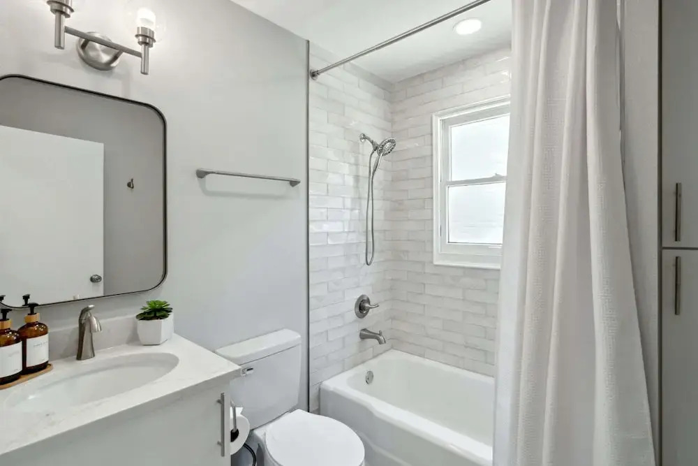 3 Separate Homes Walkable to Soco