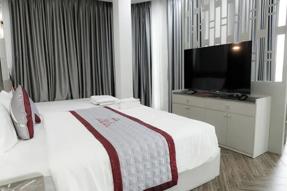 Tân Hạnh Hotel