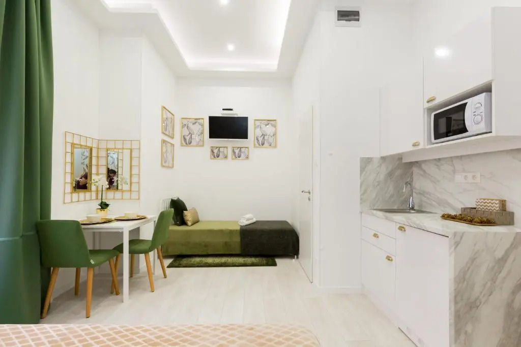 Modern studio with Balcony and AC