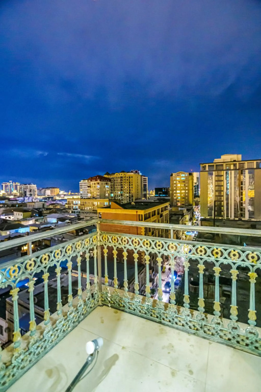 Buta Place VIP House 904