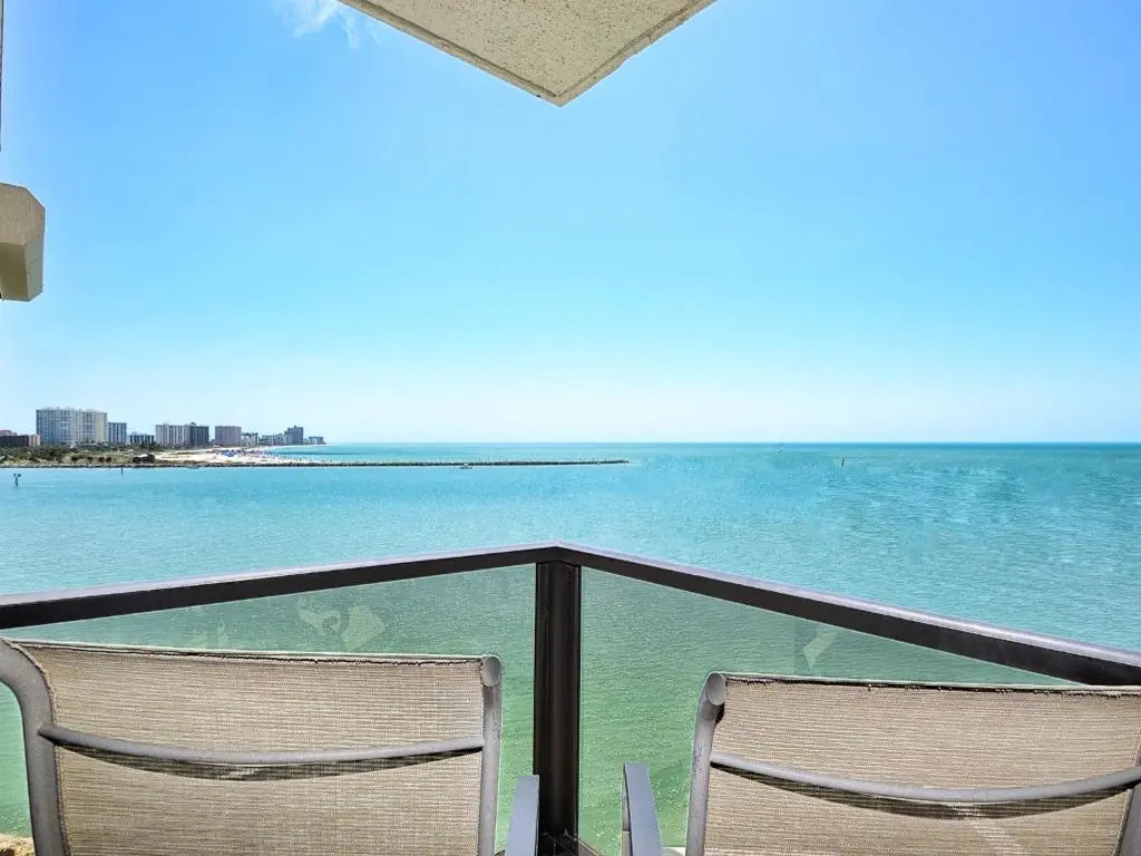 440 West 607N 6th Floor 440 West Condo with Stunning Water View. 23148