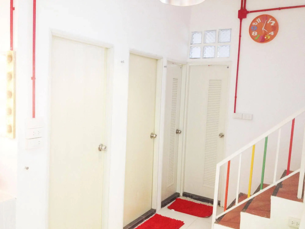 Safe and Sound Hostel