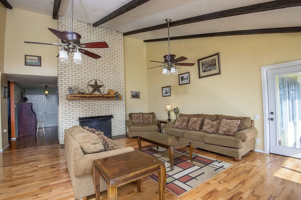 Never-ending View by Heritage Cabin Rentals