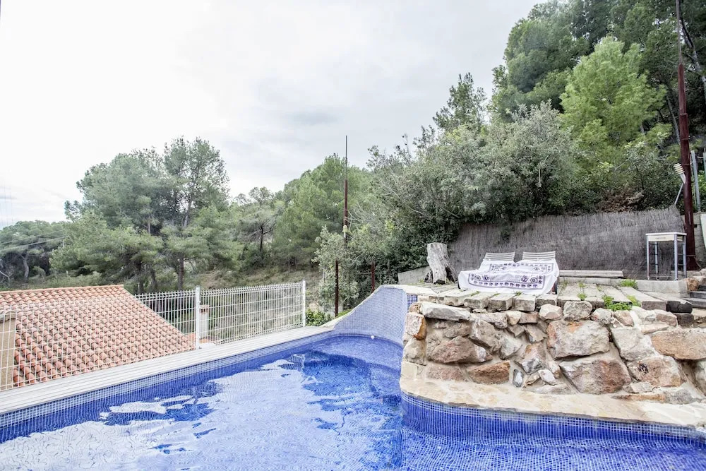 Ca Carmela casa con Encanto con Piscina "Parque Natural Sierra Calderona"cerca Garbi