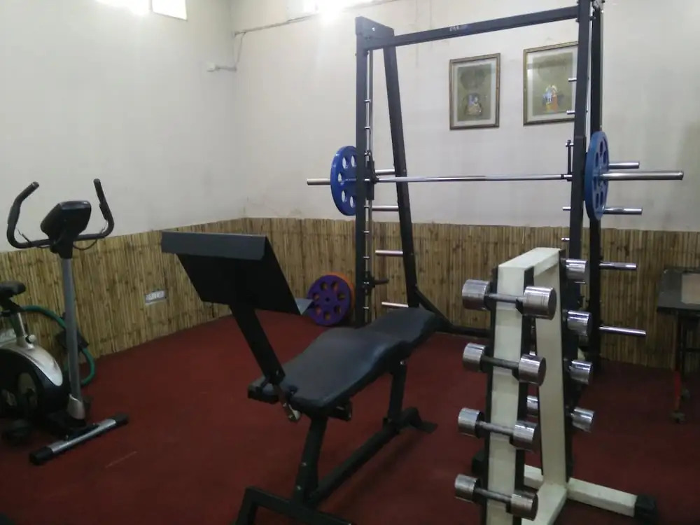 FabHotel Phoenix Hospitality - Nr DLF Cyber Hub & Metro, Gurugram