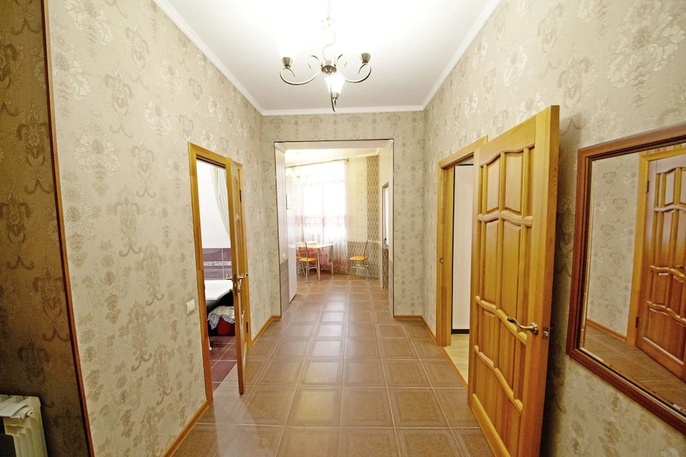 Royal Tower Apartment