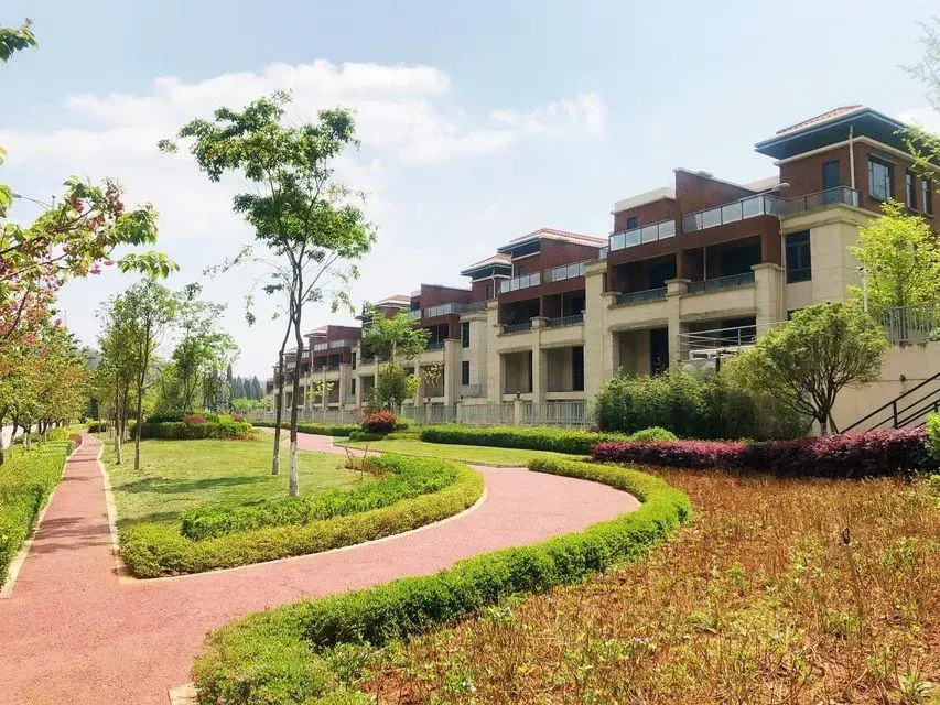 Rising Hot Spring Resort Kunming