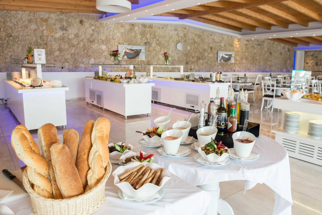Brilliant Holiday Resort (Corfu)	