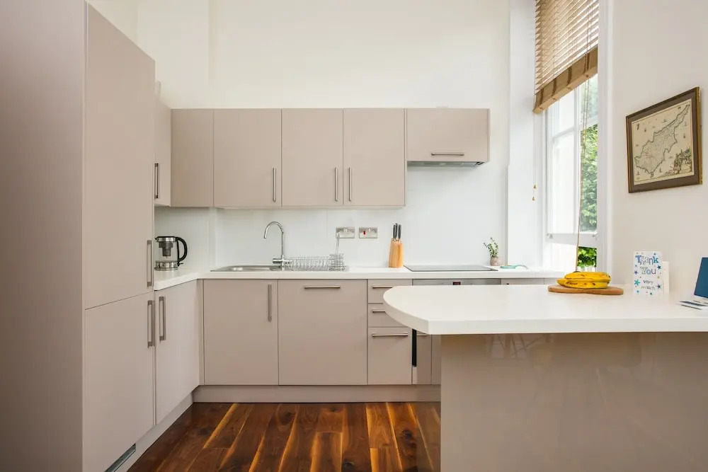 1 Bedroom Flat Near Warwick Avenue