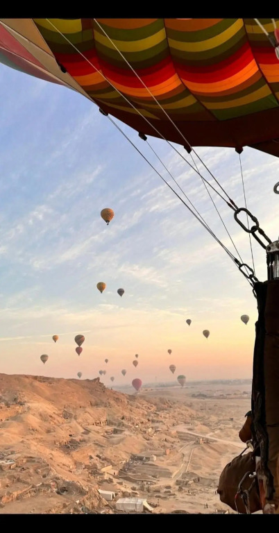 Shahhat View House, Charming Private Villa in Luxor West Bank with Habu Temple Views, for up to 6 guests