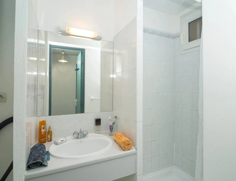 Spacious Coastal Stay for 8 in Cap Dagde