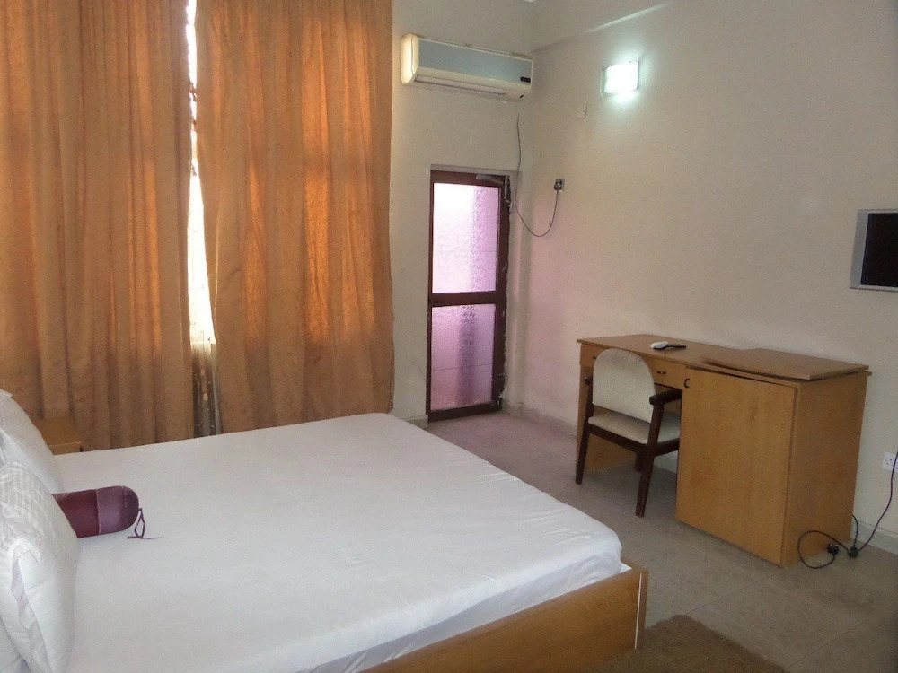 Kebbi Hotel