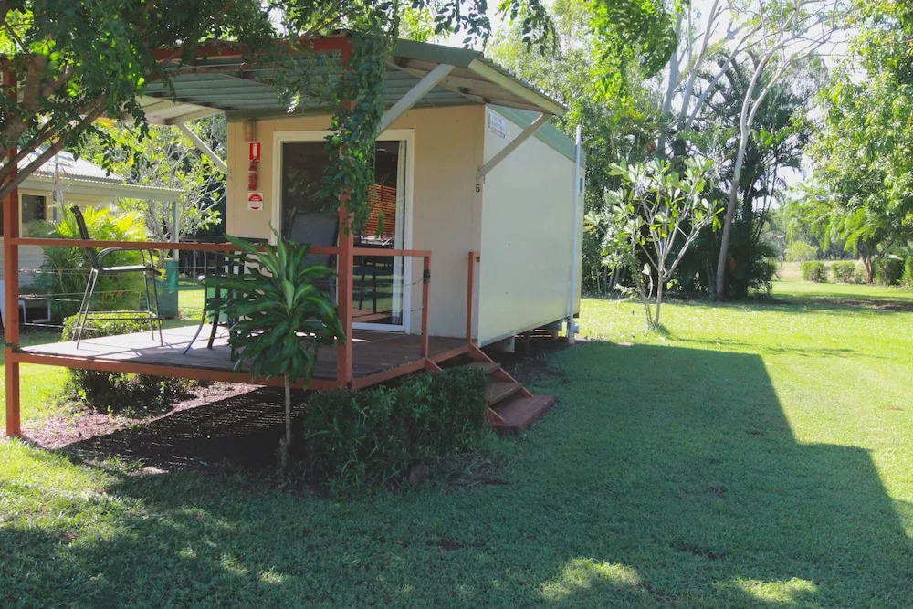 Banyan Tree Holiday Park
