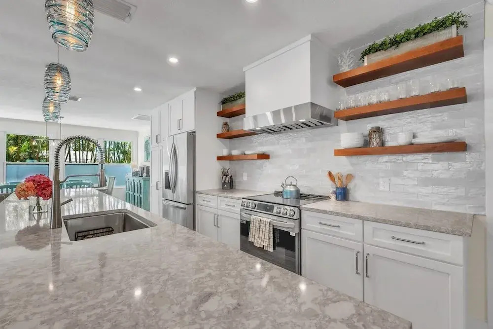 Coral Beach 3 Bedroom Home by RedAwning