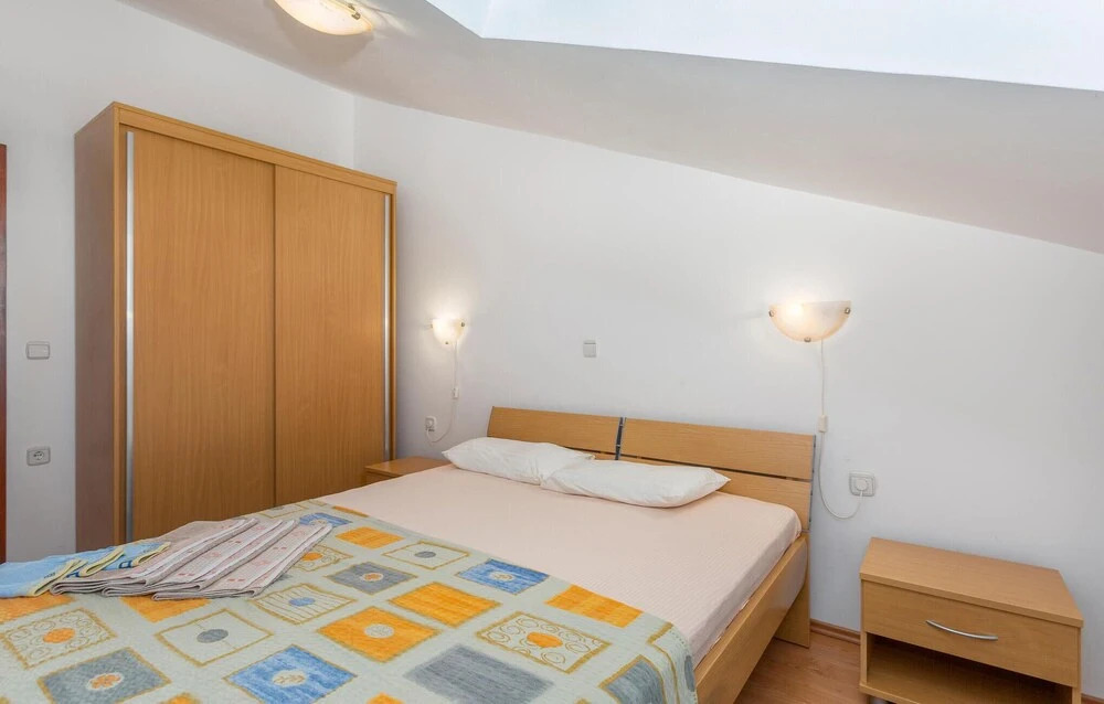 Nice Home in Punat With Wifi and 2 Bedrooms