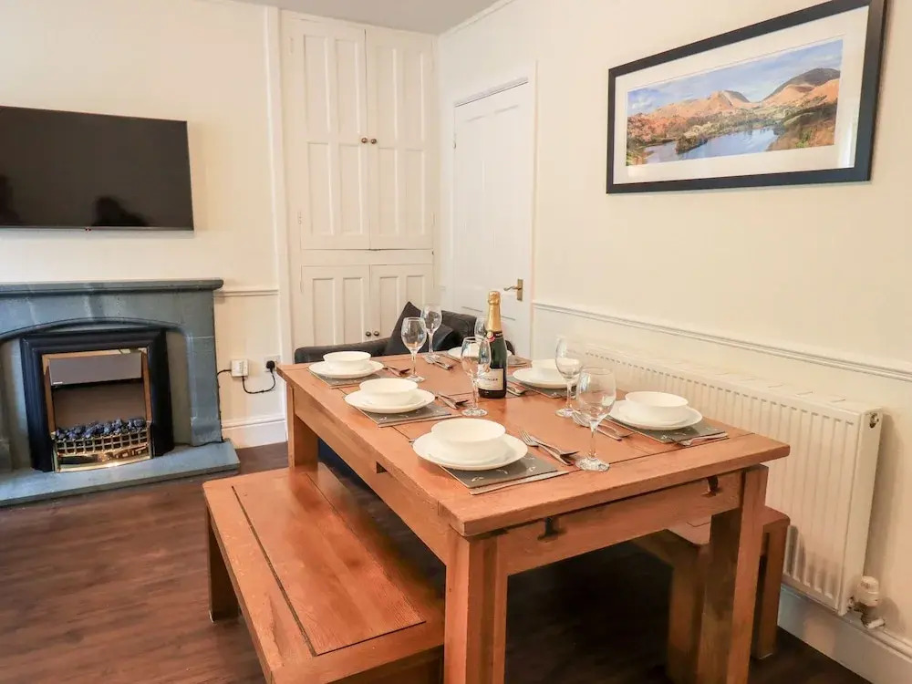 6 Calgarth View