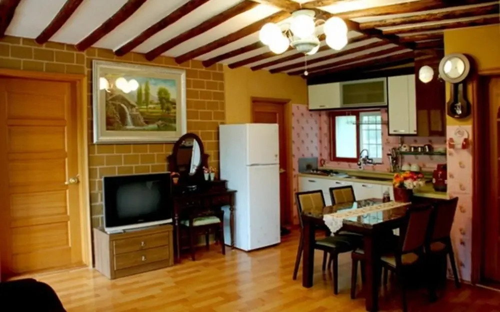 Yangyang Sigol Punggyeong Pension