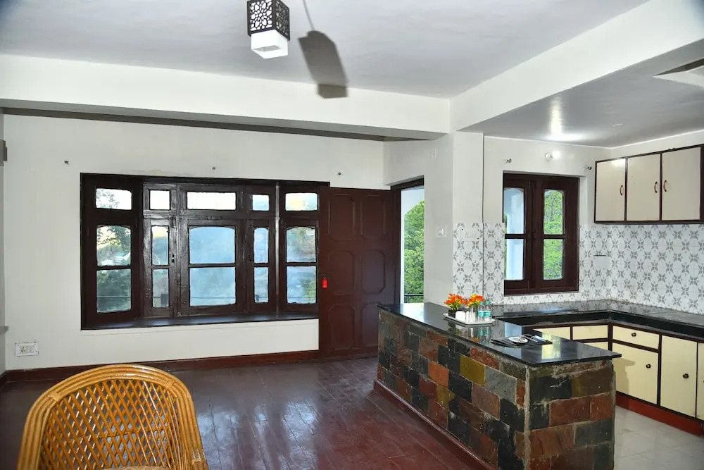 Kumaon Roop Resort