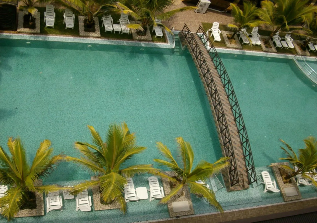 Ocean Queen hotel