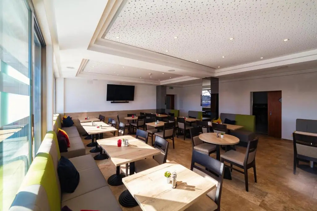 Arion Airport Hotel