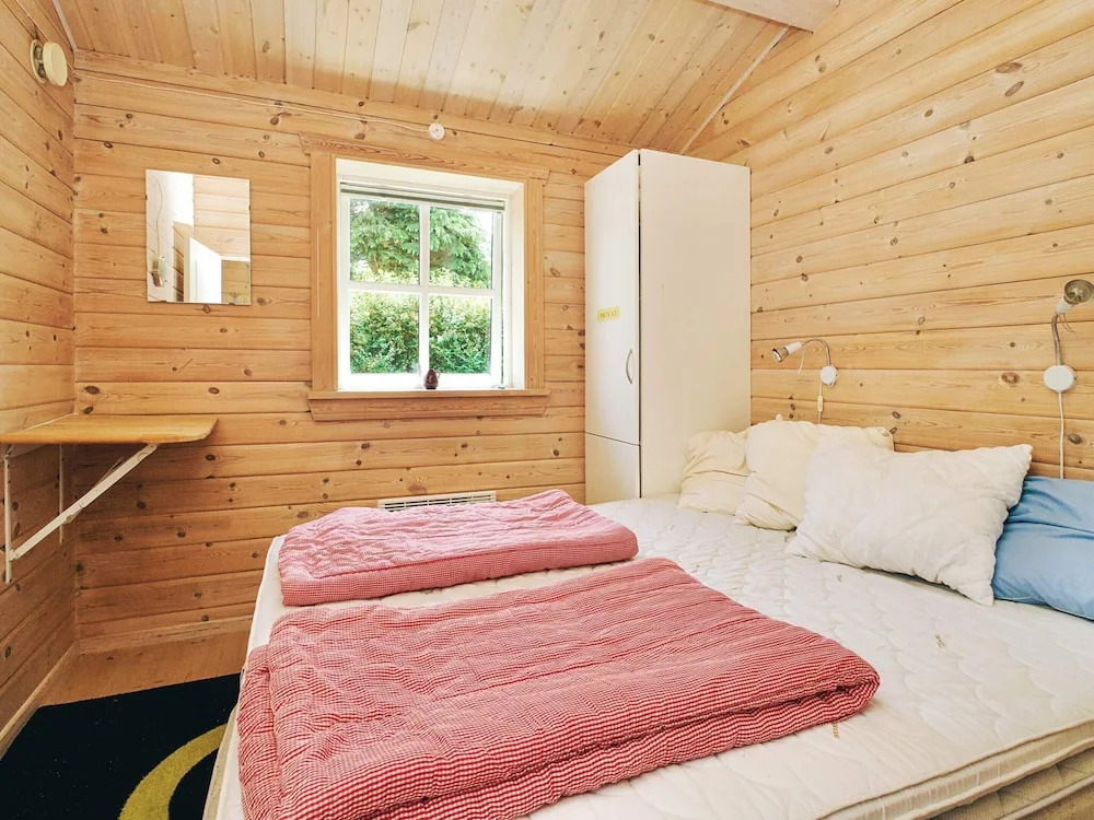 Stylish Holiday Home in Føllenslev near Sea