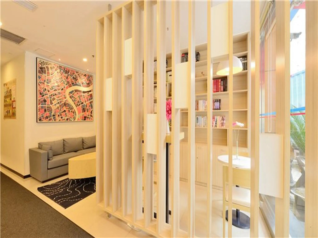 Hanting Hotel Shanghai Babaiban Pudian Road Metro Station
