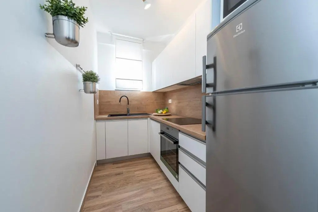 LUXURY APARTMENTS - LA VIR 1 & 2