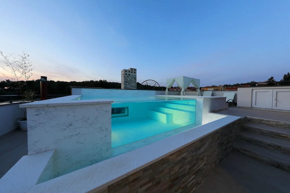 Rooftop pool & terrace - Villa Bellavista