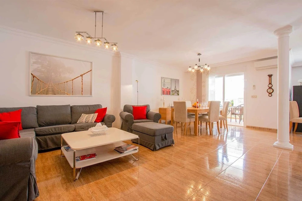 Nerja Holiday Rental Apartment Near Torrecilla Beach, 17