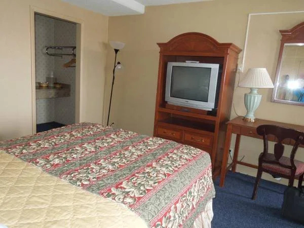 Central Plaza Hotel