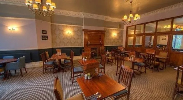Gwesty Ty Gorsaf Hotel