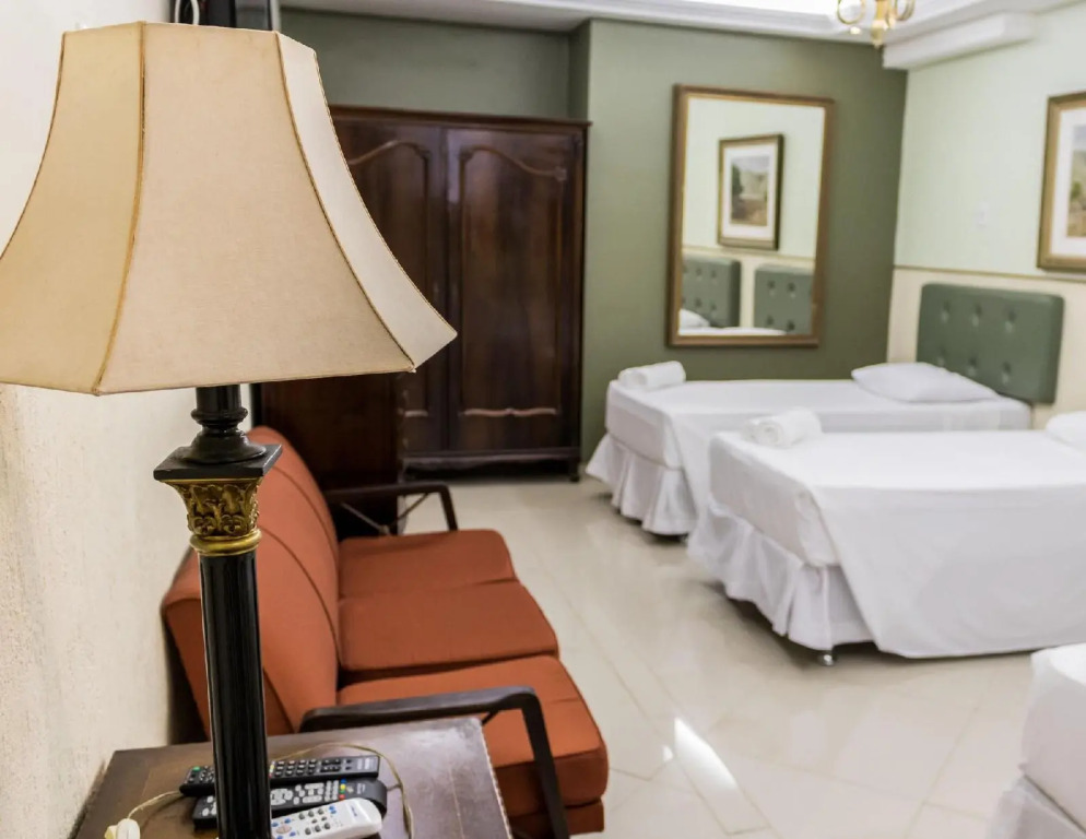 Lemes Hotel