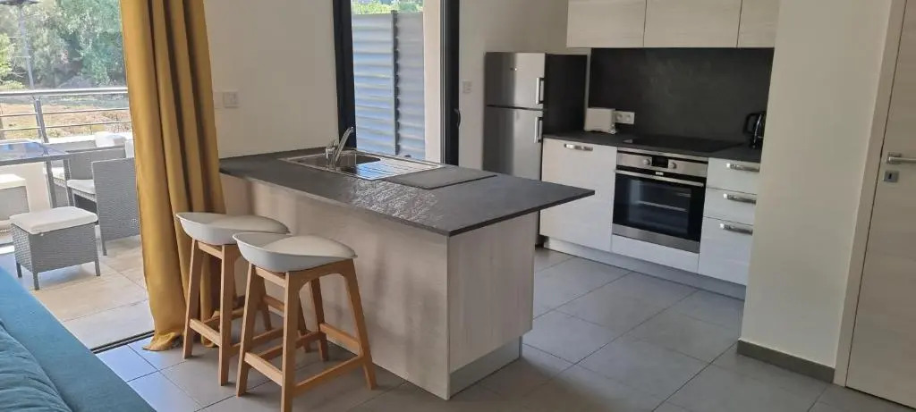 Appartement de 2 chambres avec vue sur la mer et wifi a Porto Vecchio a 5 km de la plage