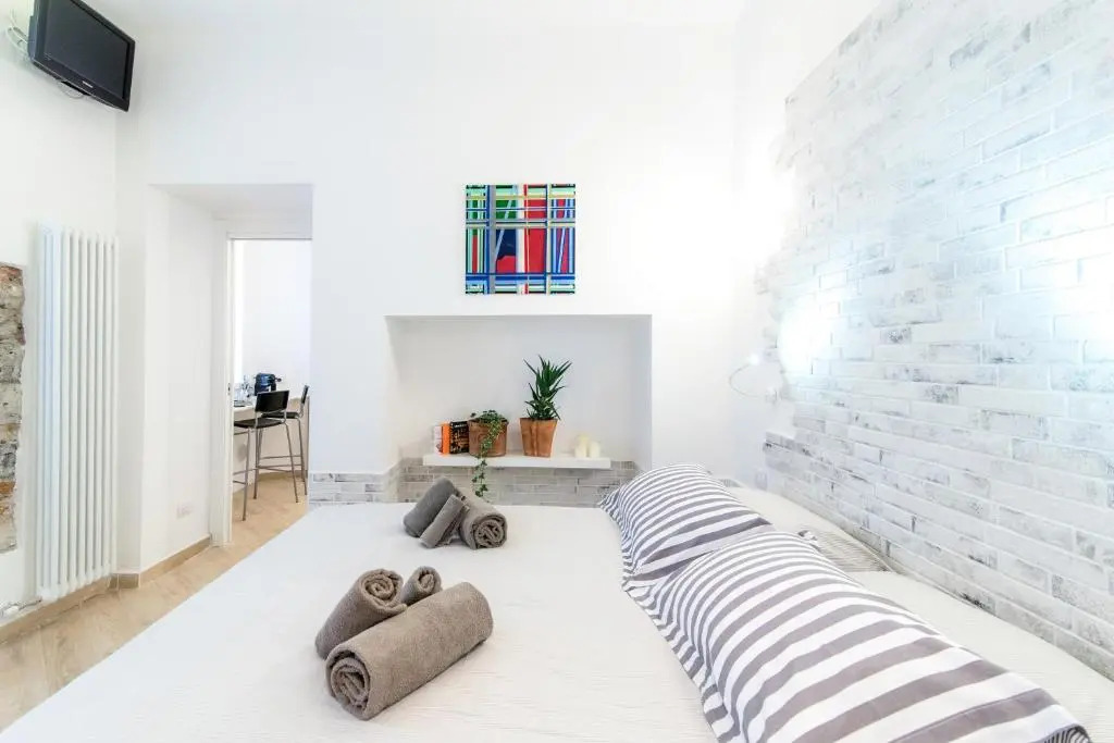 Urban Flat Via Diaz 105