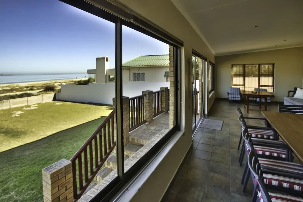 Oppi Stuppi, Langebaan, 4-sleeper