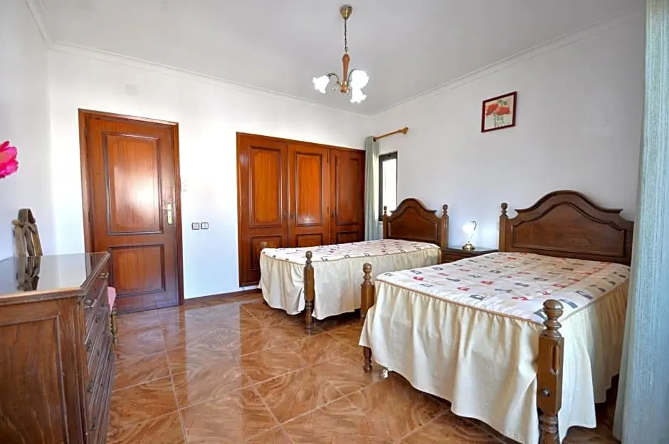 Private Pool Villa Walking Distance to Local Amenities