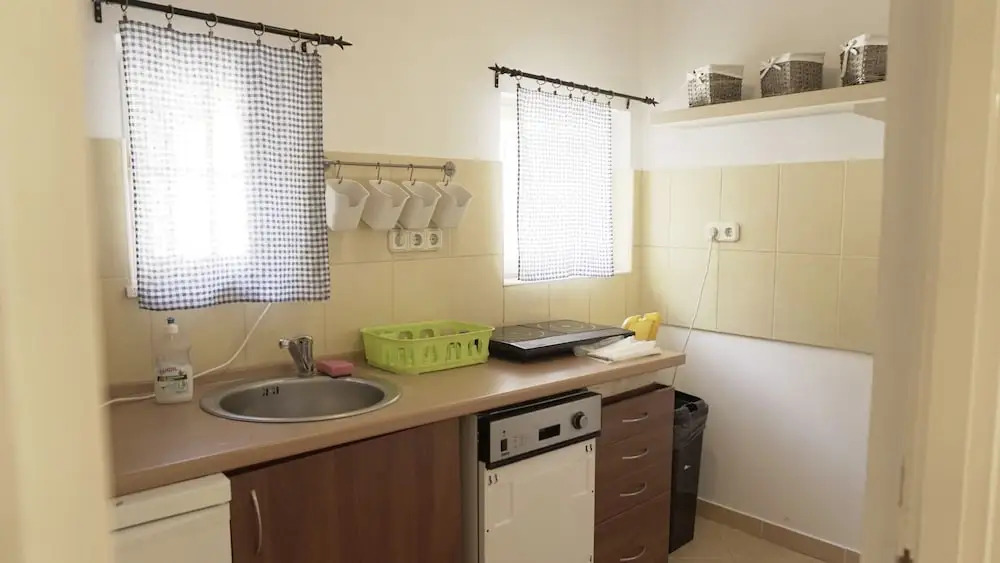 Green Garden Hostel