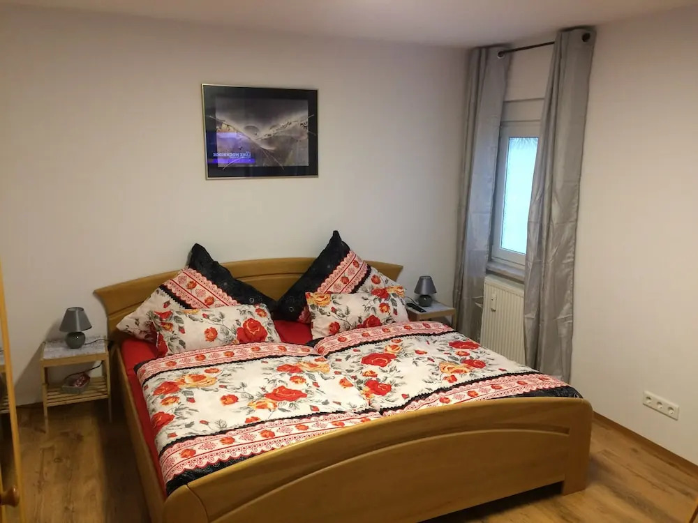 Sam Apartments