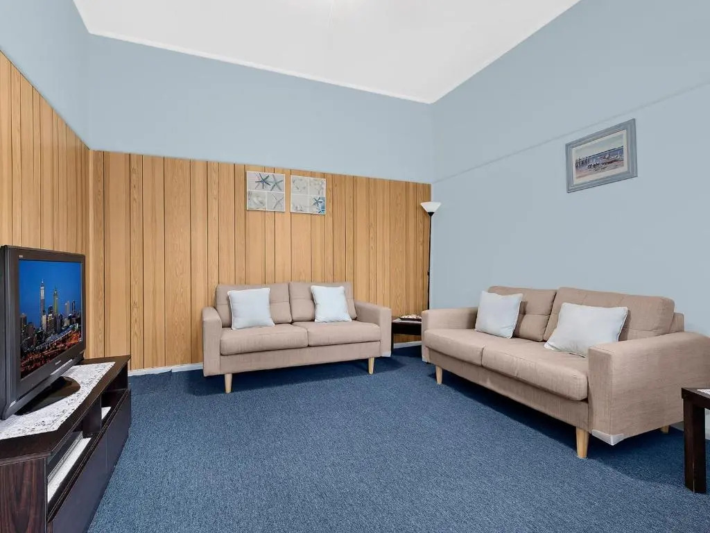Hutton Hide Away
