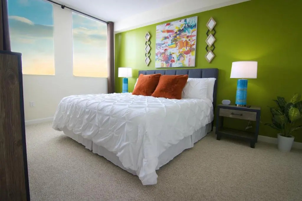 City Place, 2bd2br, Walkability 95