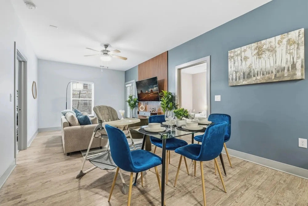 Vue by Stylish Stays