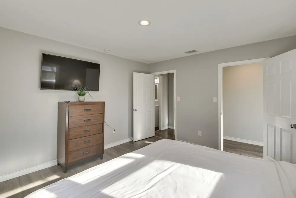 Modern Flower Mound Home u003c 2 Mi to River Walk