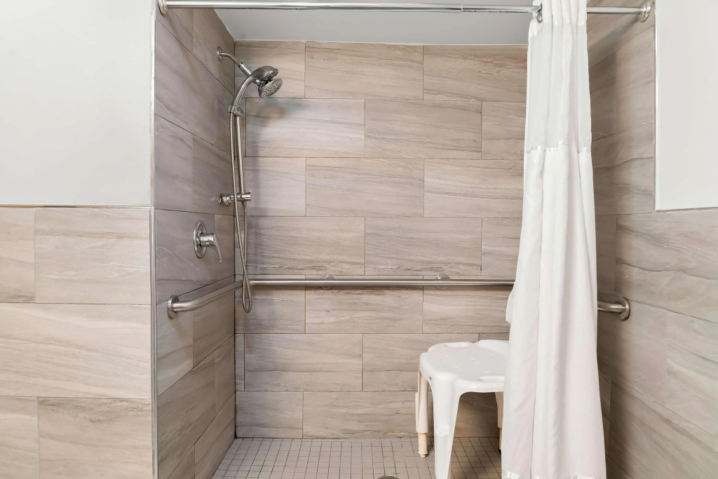 Best Western Plus Flint Airport Inn & Suites
