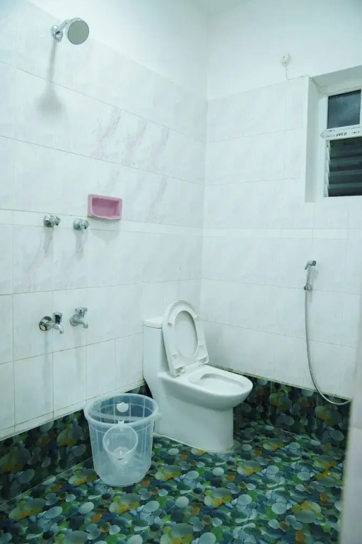Rich inn Palace Tnagar