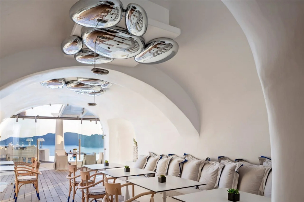 Katikies Santorini - Gea House - The Leading Hotels Of The World