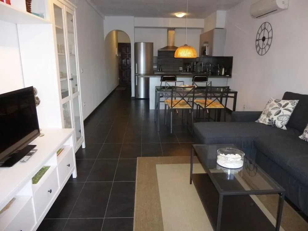 Apartment With a View of the Canal and the Communal Pool
